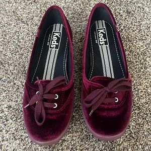 Keds Teacup maroon velvet flats sneaker